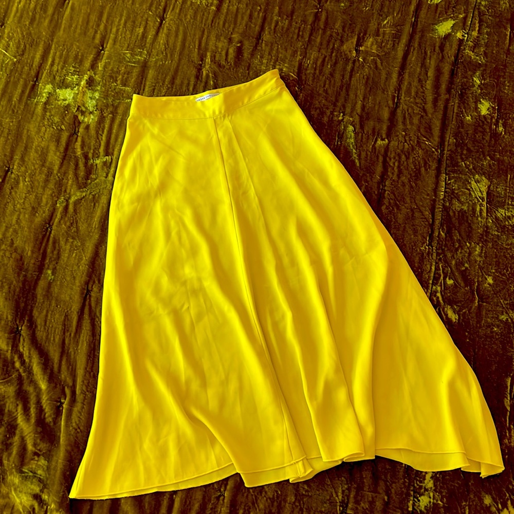 Bright Yellow Urban Outfitters Midi Skirt!